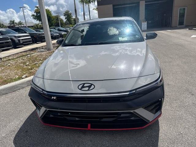 Used 2025 Hyundai Elantra N image 2