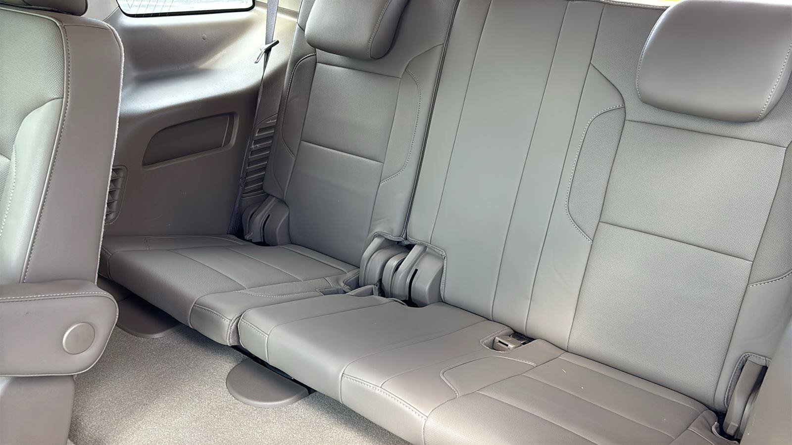 Certified 2018 GMC Yukon SLT w/ Open Road Package RWD image 19