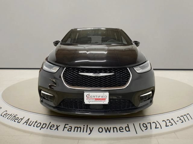 Used 2025 Chrysler Pacifica Select FWD image 8