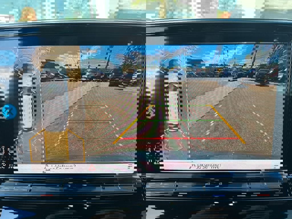 New 2026 Volkswagen Atlas Cross Sport SEL Premium R-Line image 18