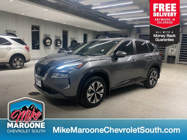 Used 2023 Nissan Rogue SV image 1