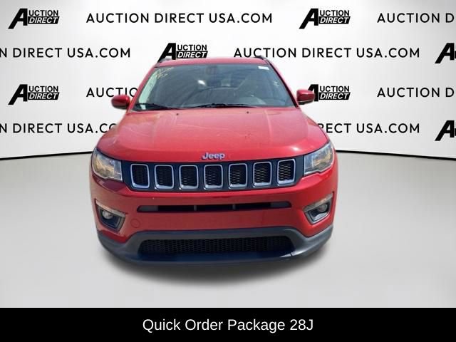 Used 2019 Jeep Compass Latitude FWD image 2