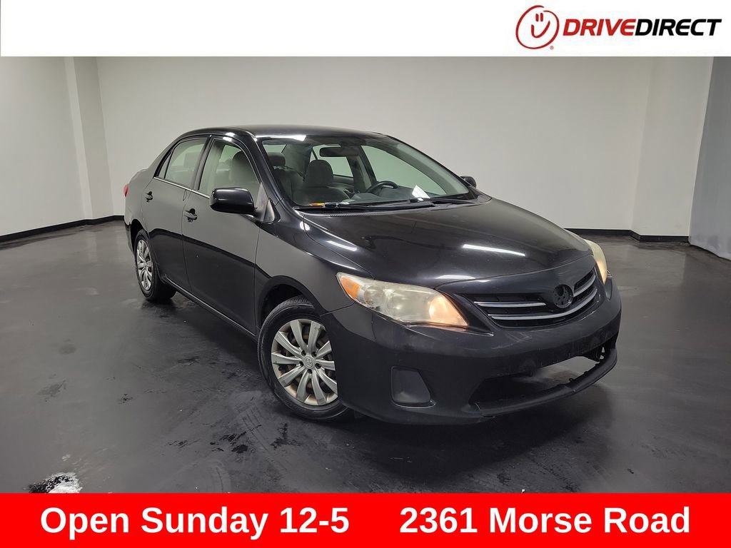 Used 2013 Toyota Corolla LE FWD image 1