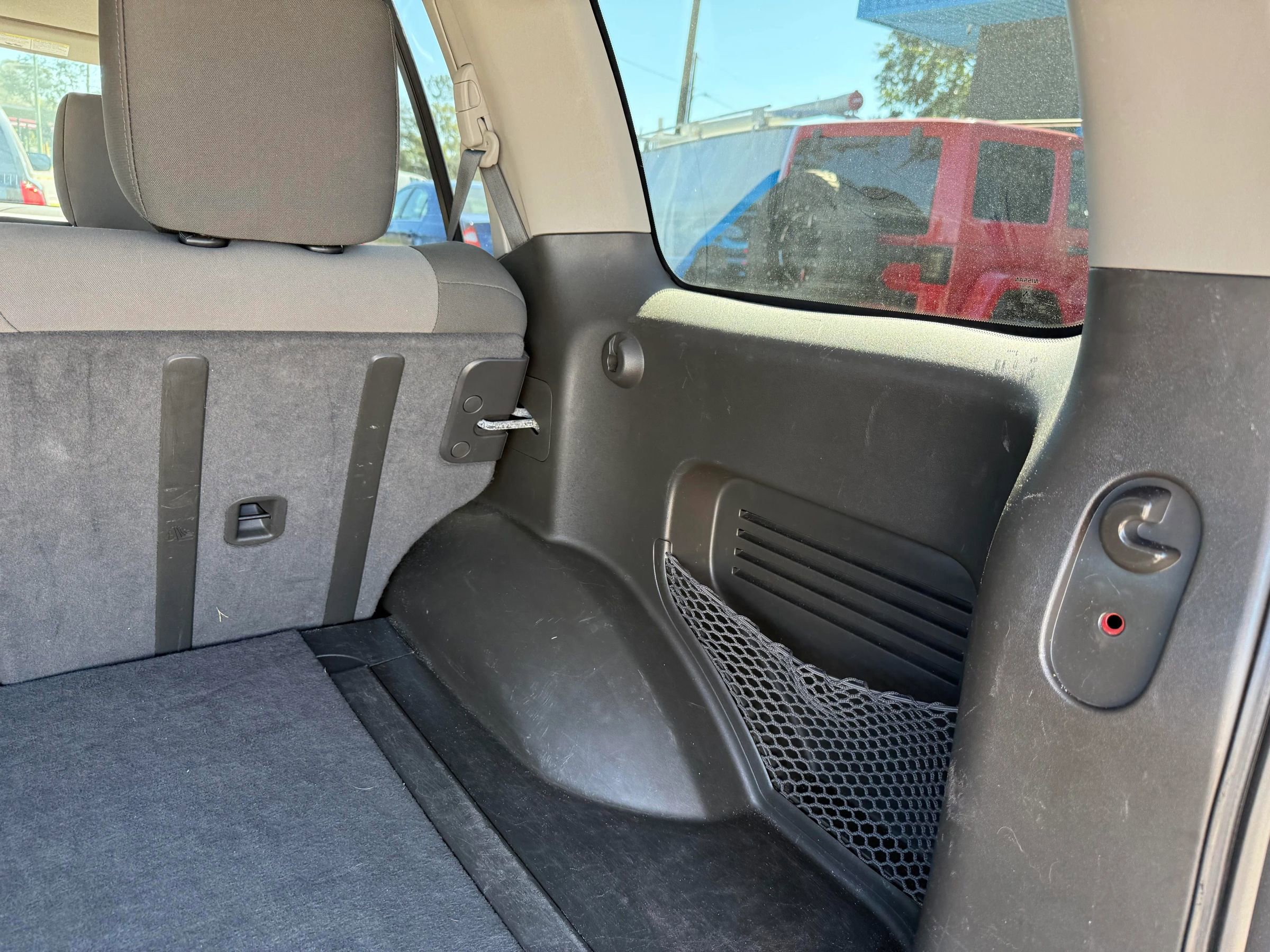 Used 2014 Nissan Xterra X image 29