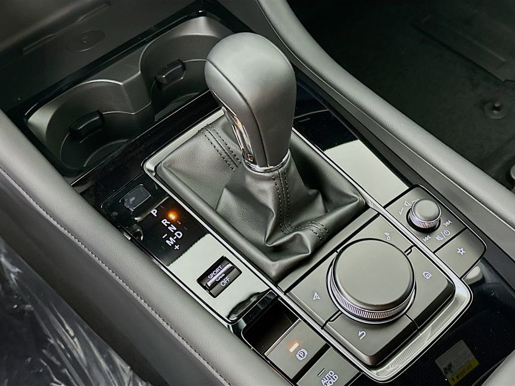 New 2026 MAZDA MAZDA3 Hatchback w/Premium Plus Pkg image 22