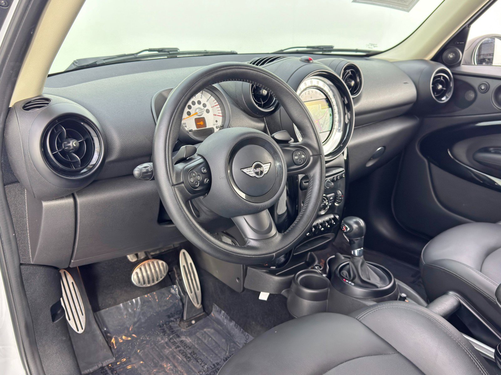 Used 2014 MINI Cooper Paceman S image 12