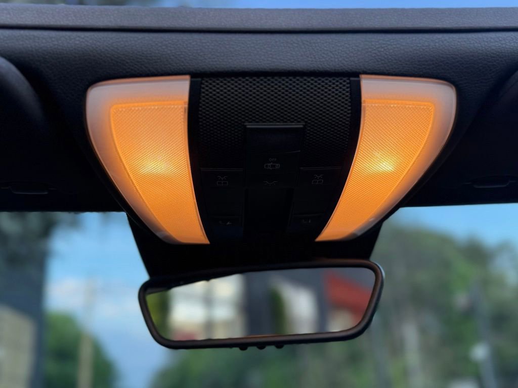 Used 2014 Mercedes-Benz E 350 Cabriolet image 44