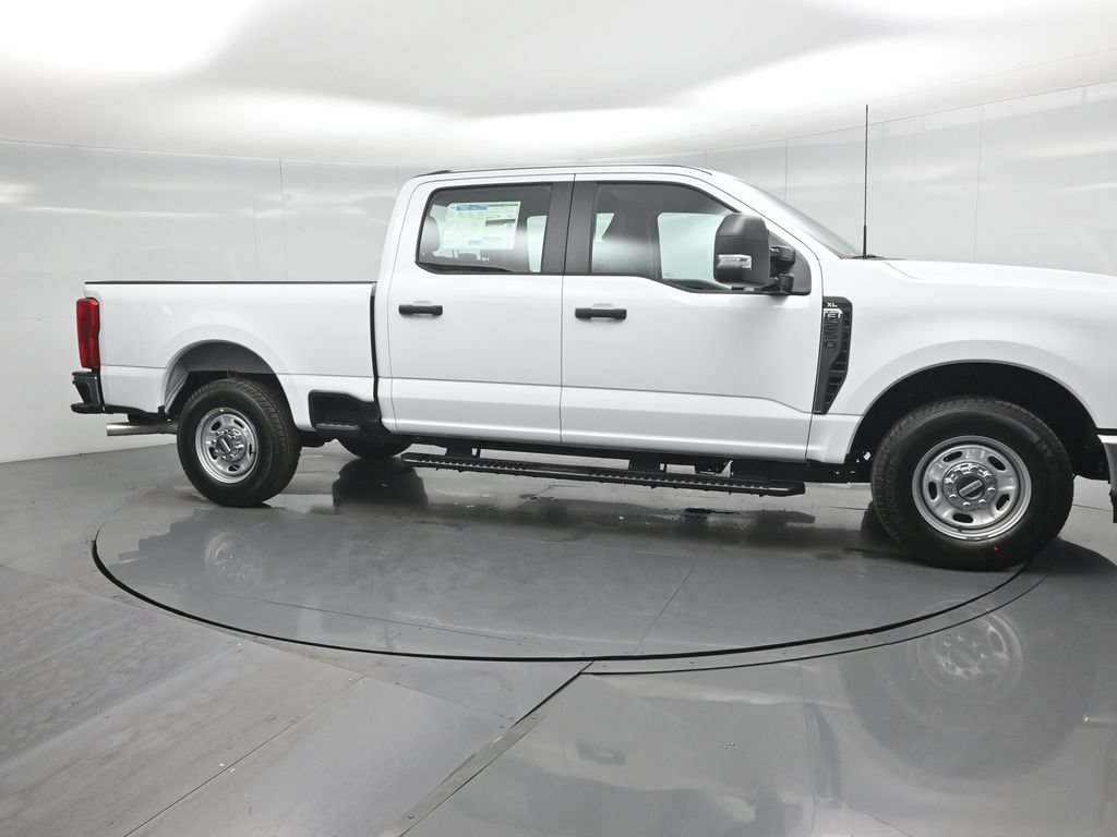 New 2026 Ford F250 XL w/ XL Chrome Package RWD image 22