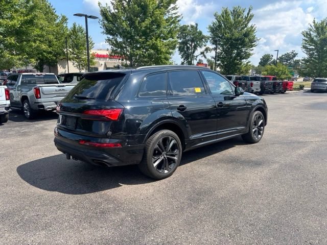 Certified 2025 Audi Q7 3.0T Prestige AWD/4WD image 6