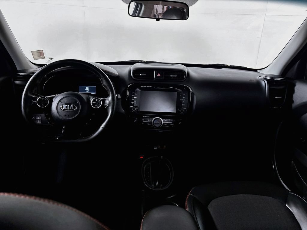 Used 2018 Kia Soul ! w/ Tech Package FWD image 13