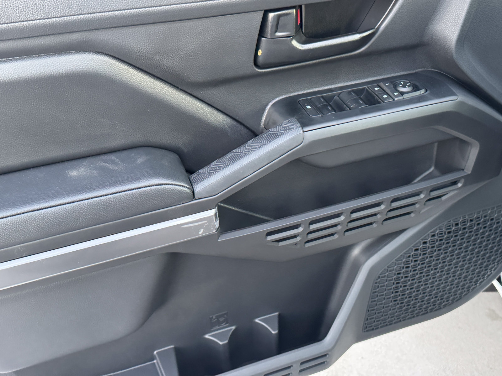 New 2026 Toyota Tacoma SR5 RWD image 18