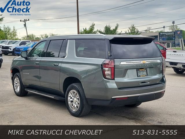 Used 2024 Chevrolet Suburban LT image 3