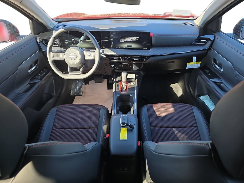 New 2026 Nissan Kicks SR w/ SR Premium Package FWD image 12