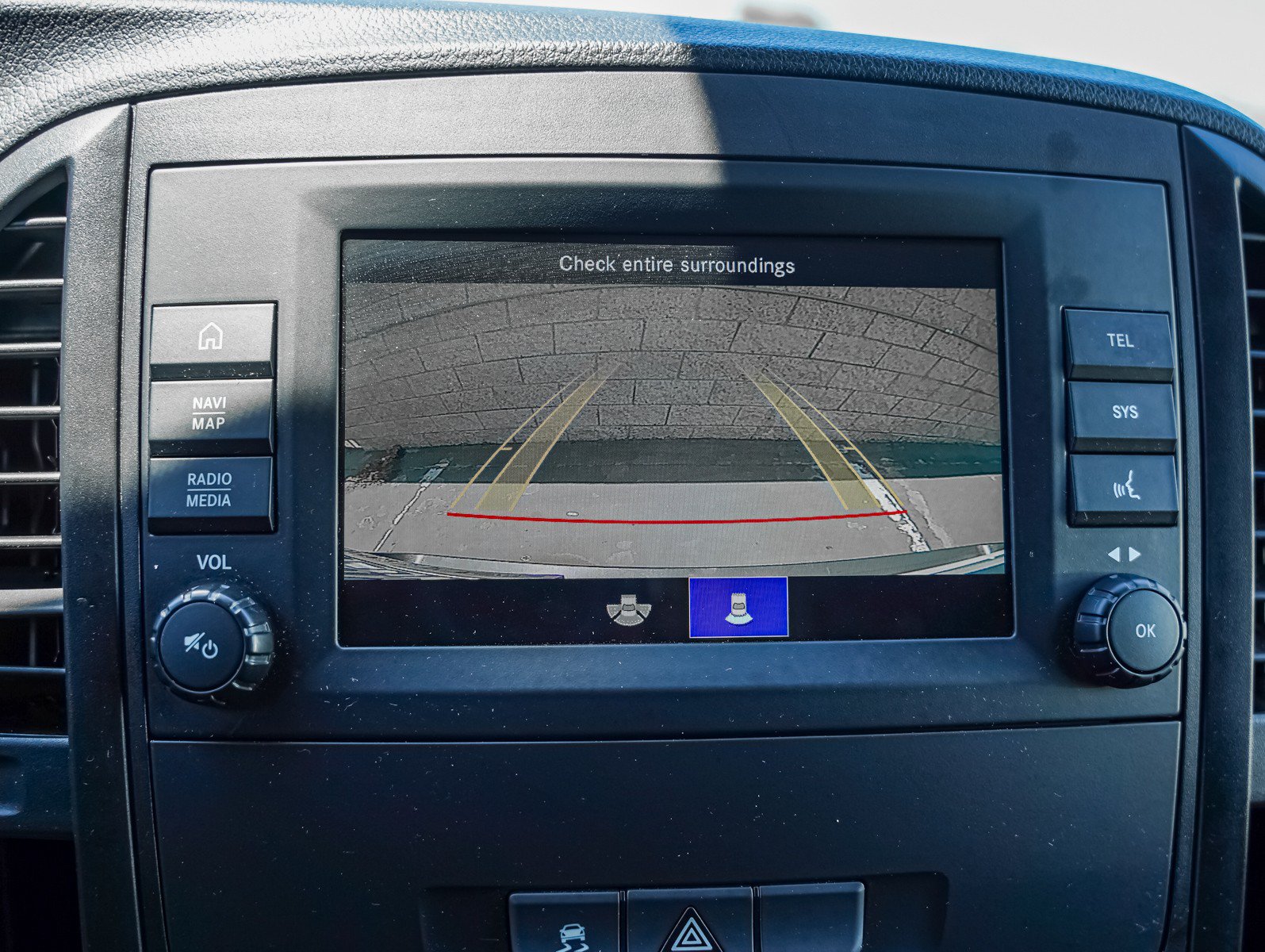 Used 2022 Mercedes-Benz Metris image 18