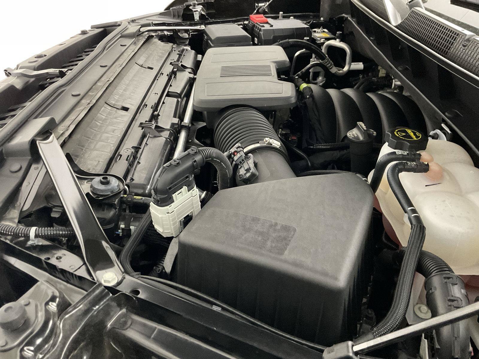 Certified 2025 Chevrolet Silverado 1500 High Country AWD/4WD image 21