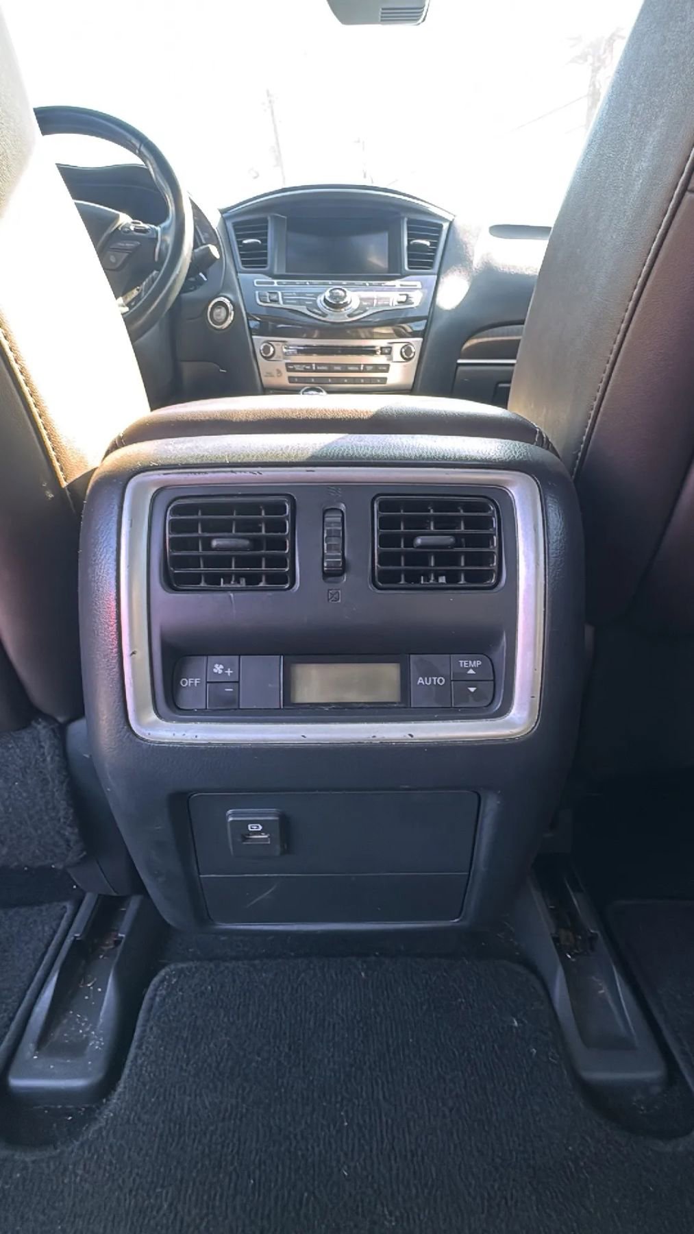 Used 2019 INFINITI QX60 Luxe w/ Essential Package image 15