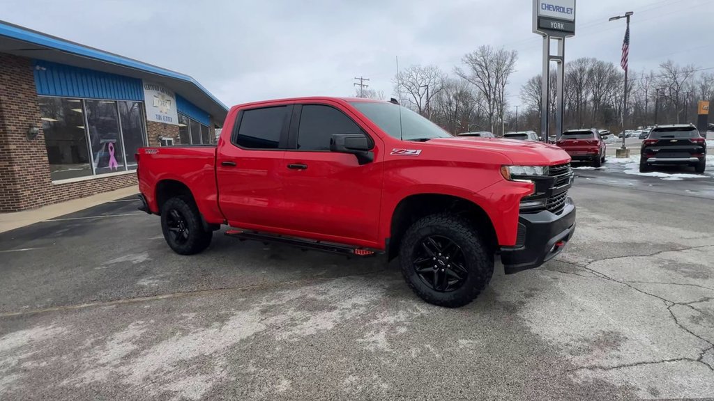 Used 2021 Chevrolet Silverado 1500 LT Trail Boss AWD/4WD image 2
