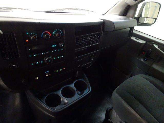 Used 2020 GMC Savana 2500 w/ Driver Convenience Package image 27