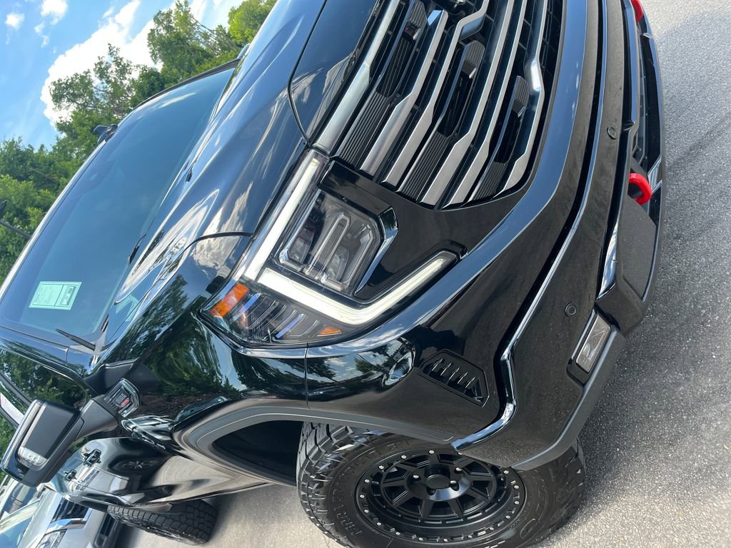 Used 2025 GMC Sierra 1500 AT4 w/ AT4 Premium Package AWD/4WD image 38