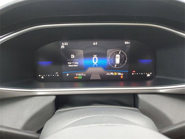 Certified 2025 Volkswagen Taos SE image 26