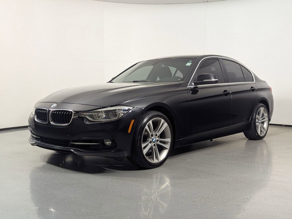 Used 2017 BMW 330i Sedan RWD image 3