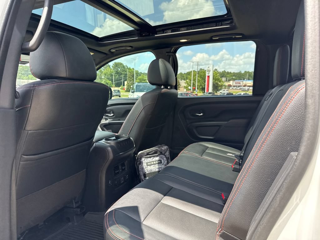 Used 2023 Nissan Titan PRO-4X w/ Pro-4x Convenience Package AWD/4WD image 28