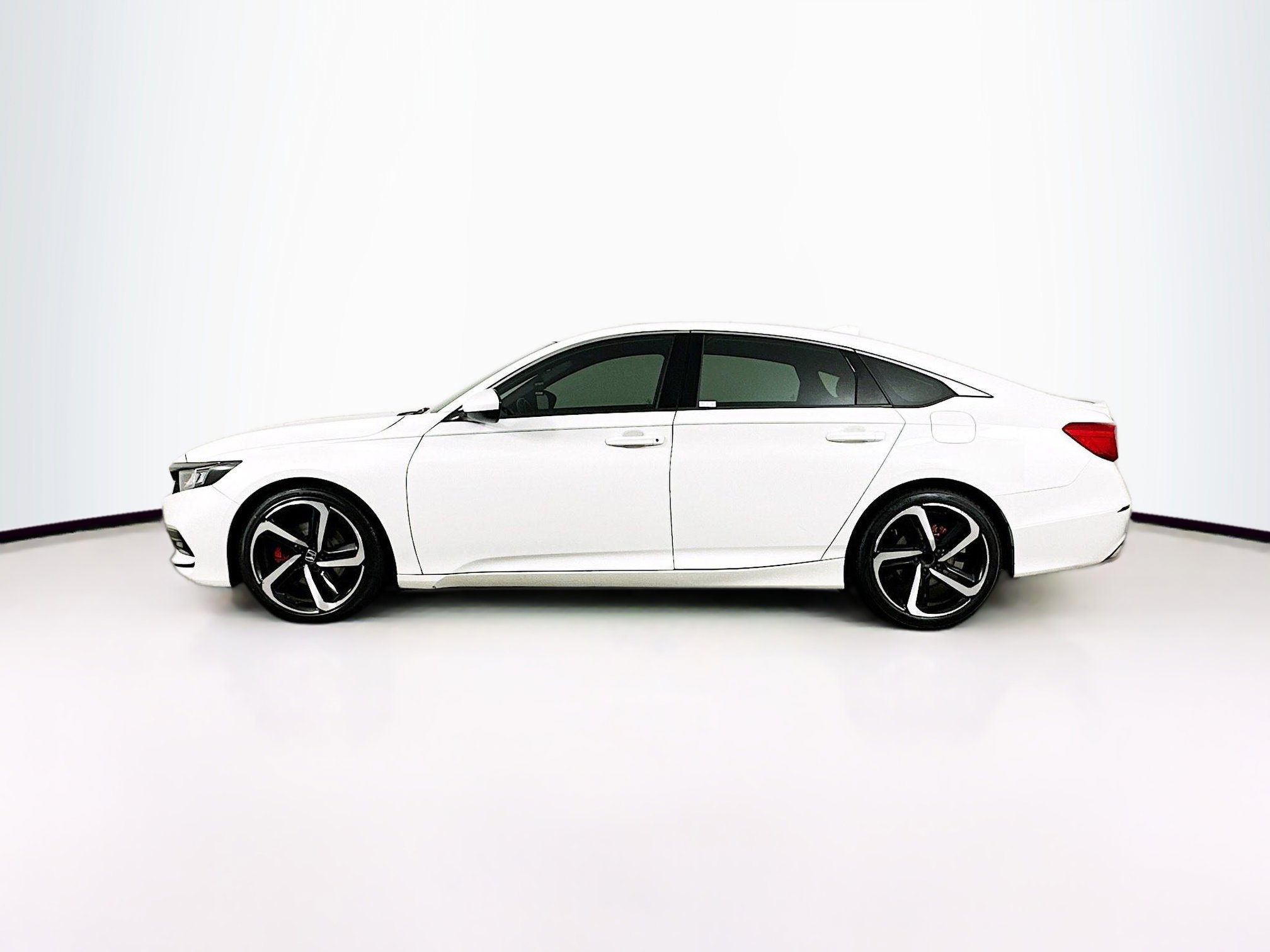 Used 2020 Honda Accord Sport image 4