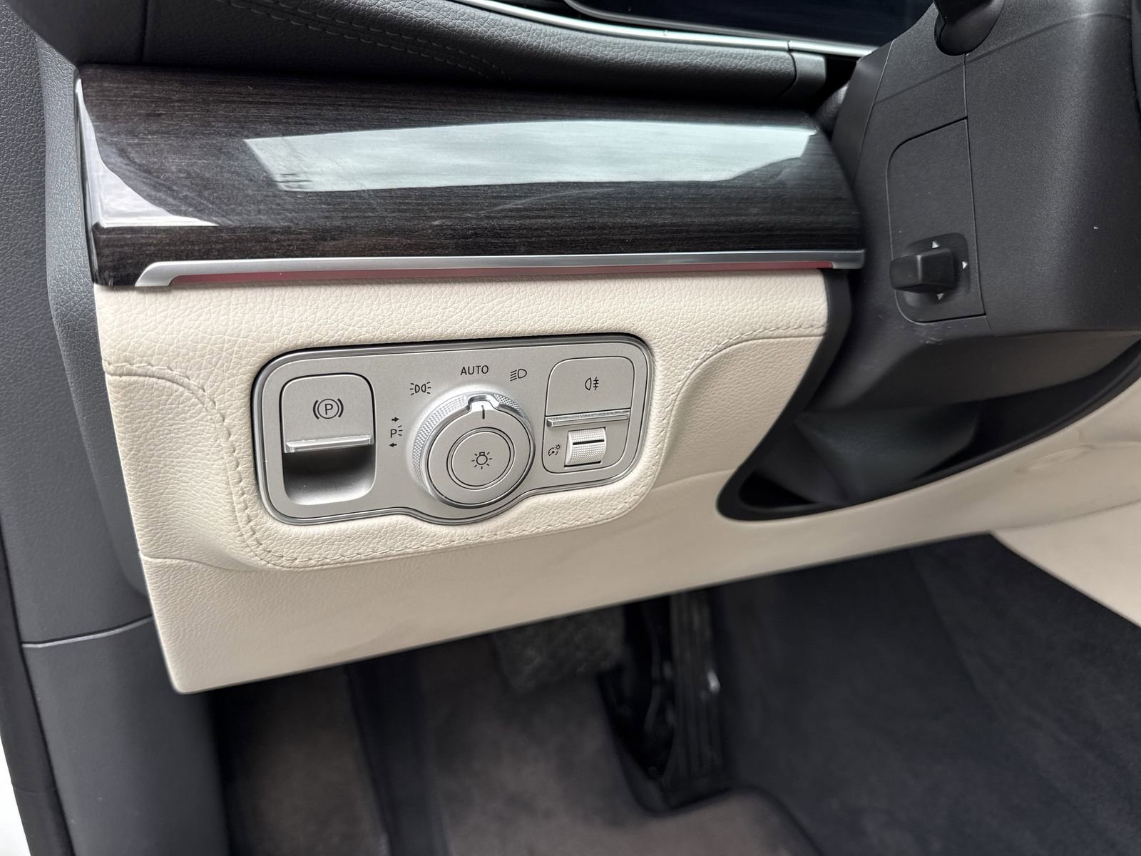 Used 2020 Mercedes-Benz GLE 350 4MATIC image 18