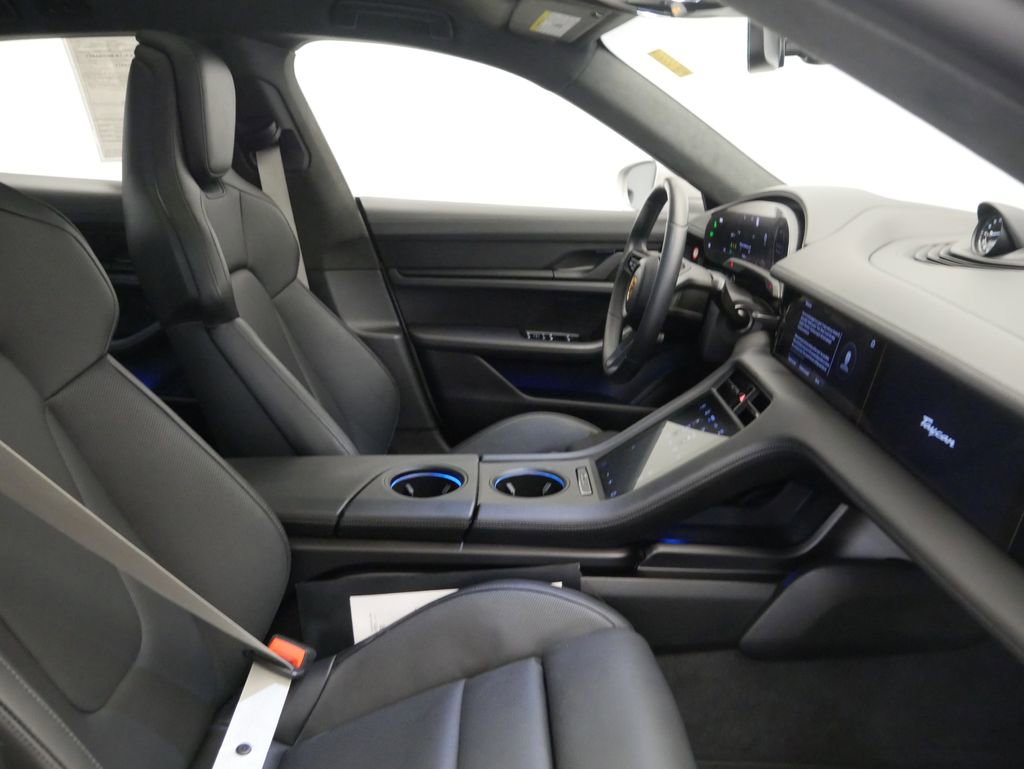 Certified 2023 Porsche Taycan GTS image 26