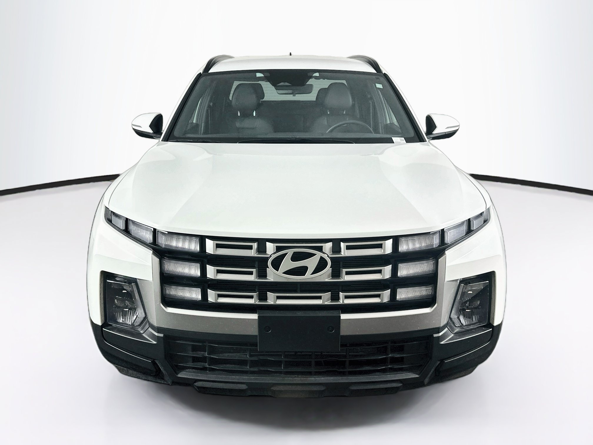 Used 2025 Hyundai Santa Cruz SEL FWD image 2