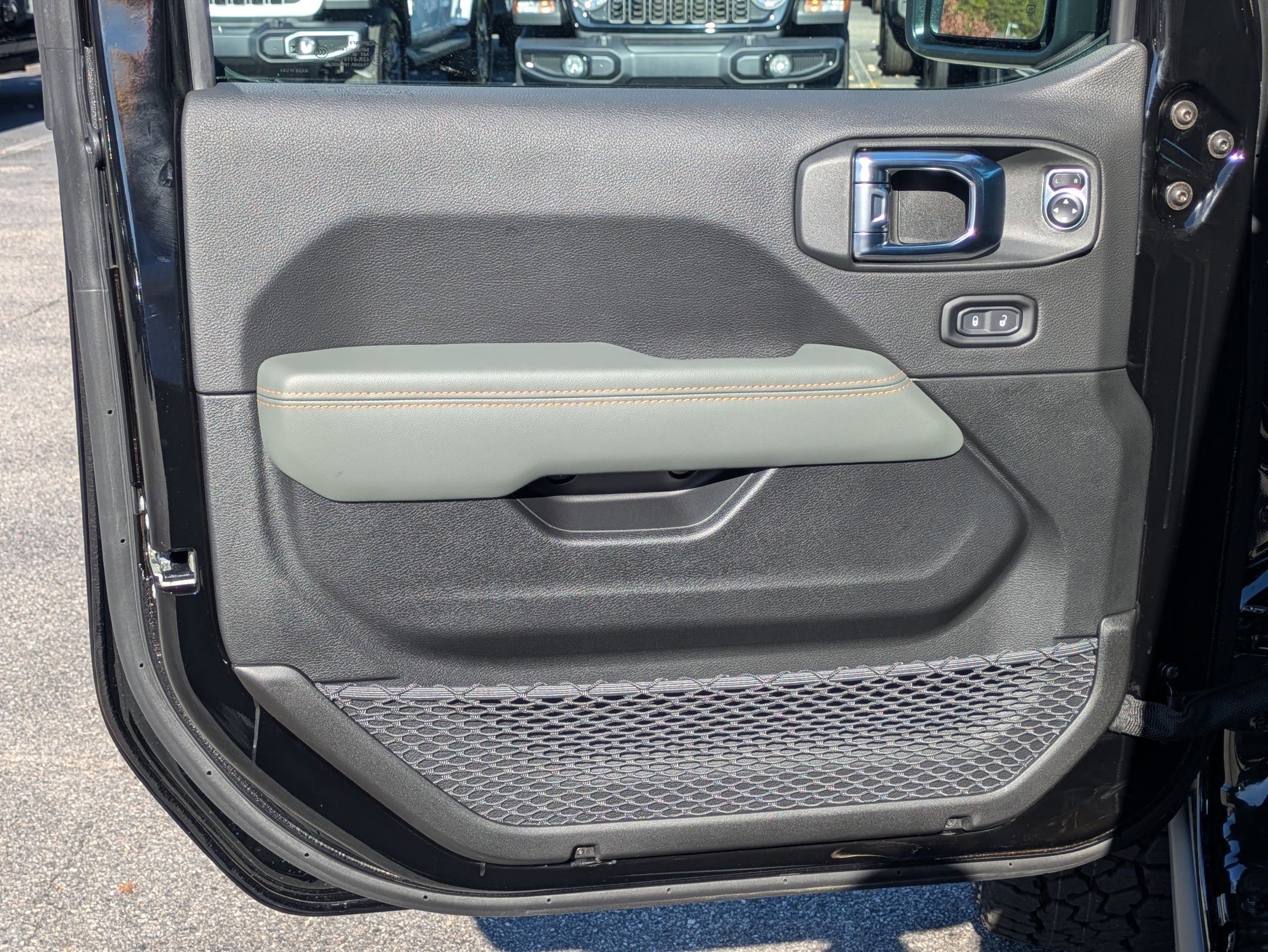 New 2026 Jeep Gladiator Mojave image 19