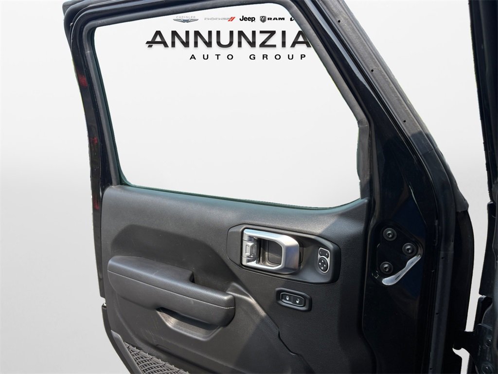 Certified 2023 Jeep Gladiator Mojave image 28