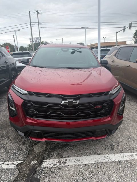 New 2027 Chevrolet Equinox RS w/ LPO, Floor Liner Package FWD image 2