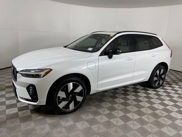 Certified 2024 Volvo XC60 T8 Plus w/ Protection Package Premier AWD/4WD image 6
