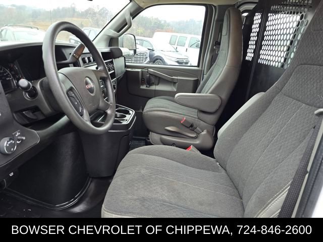 Used 2024 GMC Savana 2500 w/ Driver Convenience Package image 11