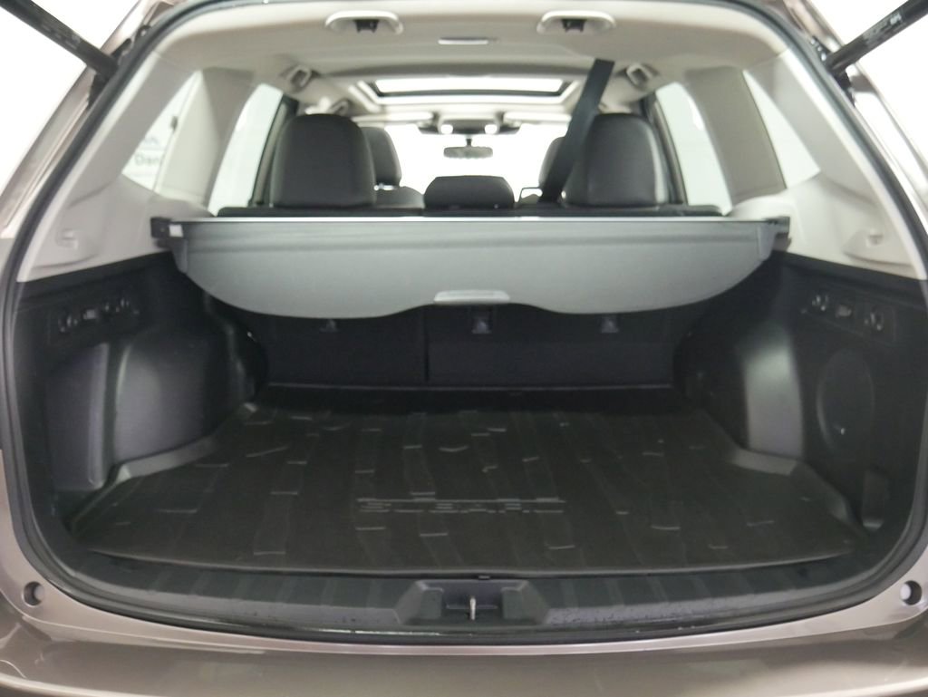 Used 2023 Subaru Forester Limited image 10