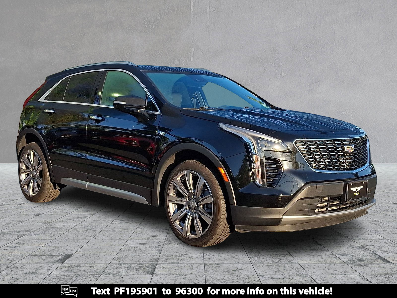 Used 2023 Cadillac XT4 Premium Luxury w/ Cold Weather Package AWD/4WD image 1