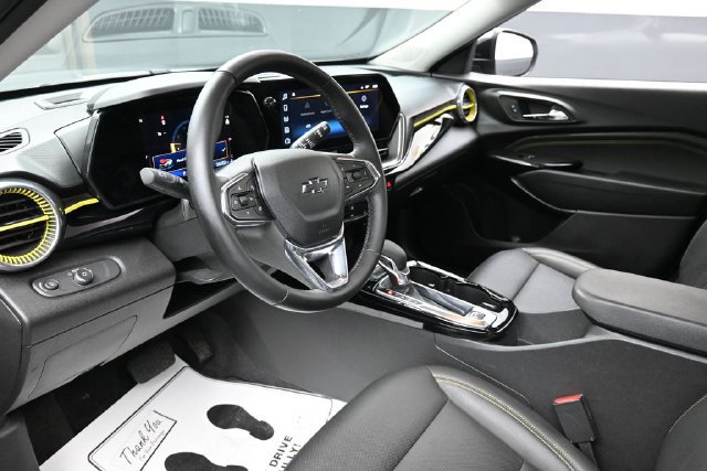Used 2024 Chevrolet Trax ACTIV w/ Sunroof Package FWD image 14