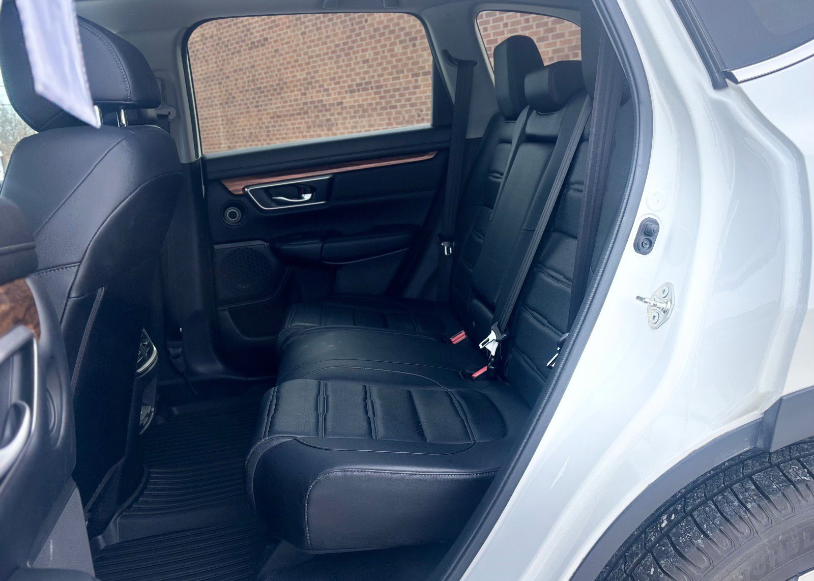 Used 2018 Honda CR-V Touring image 17