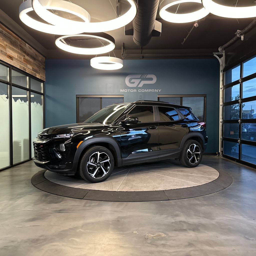 Used 2021 Chevrolet TrailBlazer RS w/ Sun and Liftgate Package FWD image 7