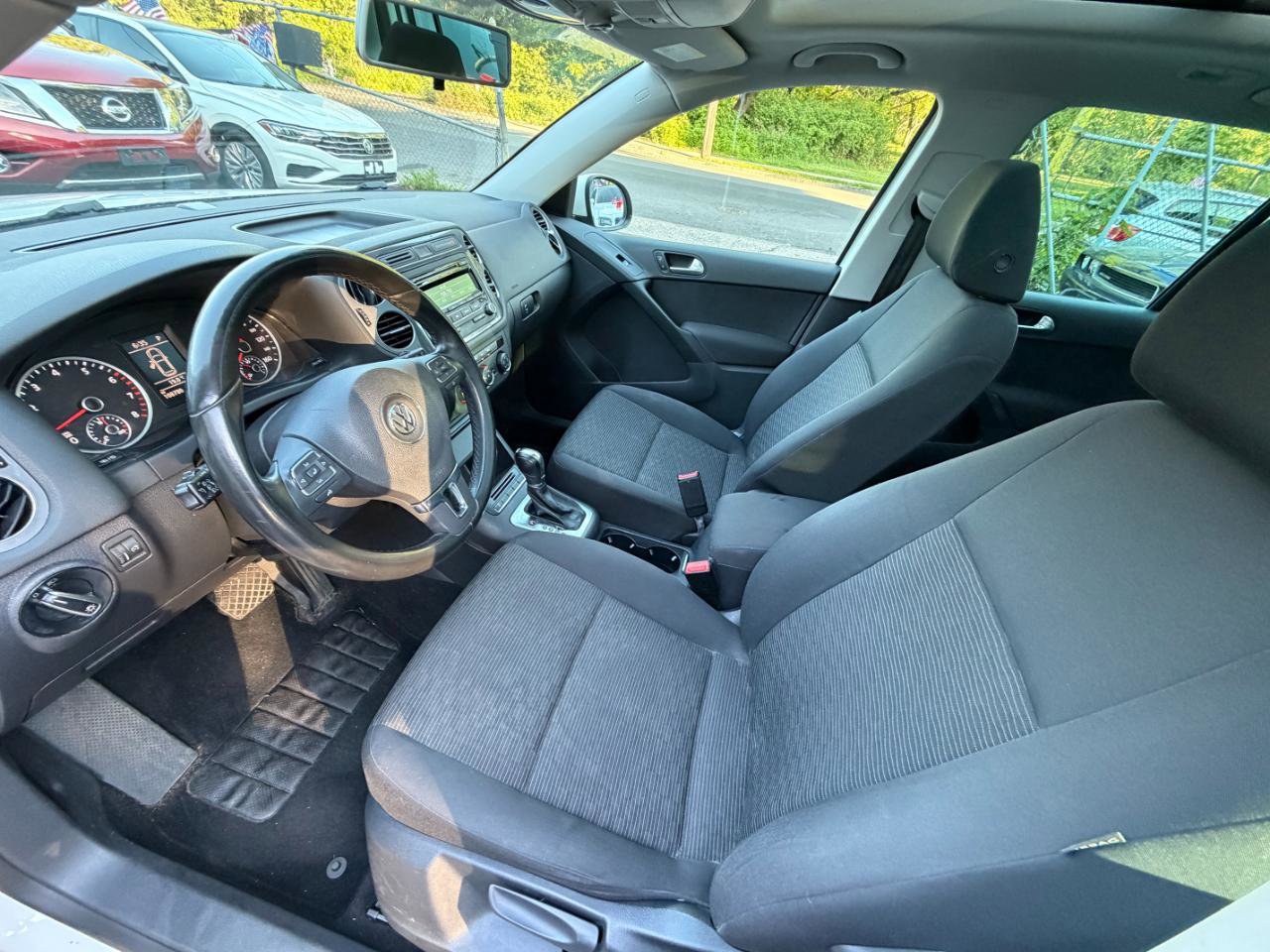 Used 2013 Volkswagen Tiguan S FWD image 20