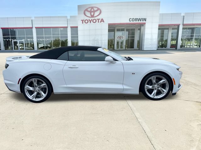 Used 2022 Chevrolet Camaro SS RWD image 6