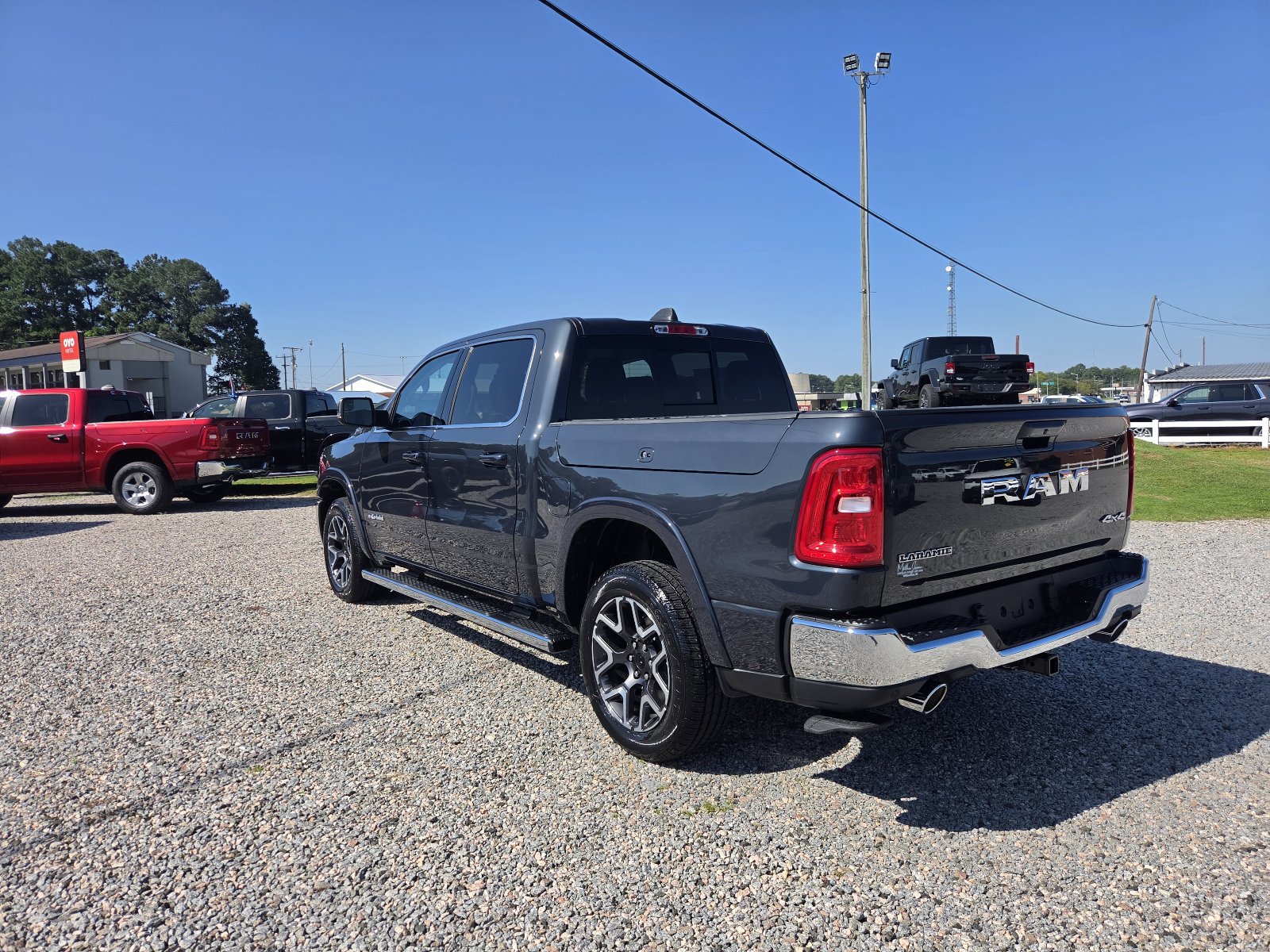 New 2027 RAM 1500 Laramie w/ Chrome Appearance Group AWD/4WD image 9