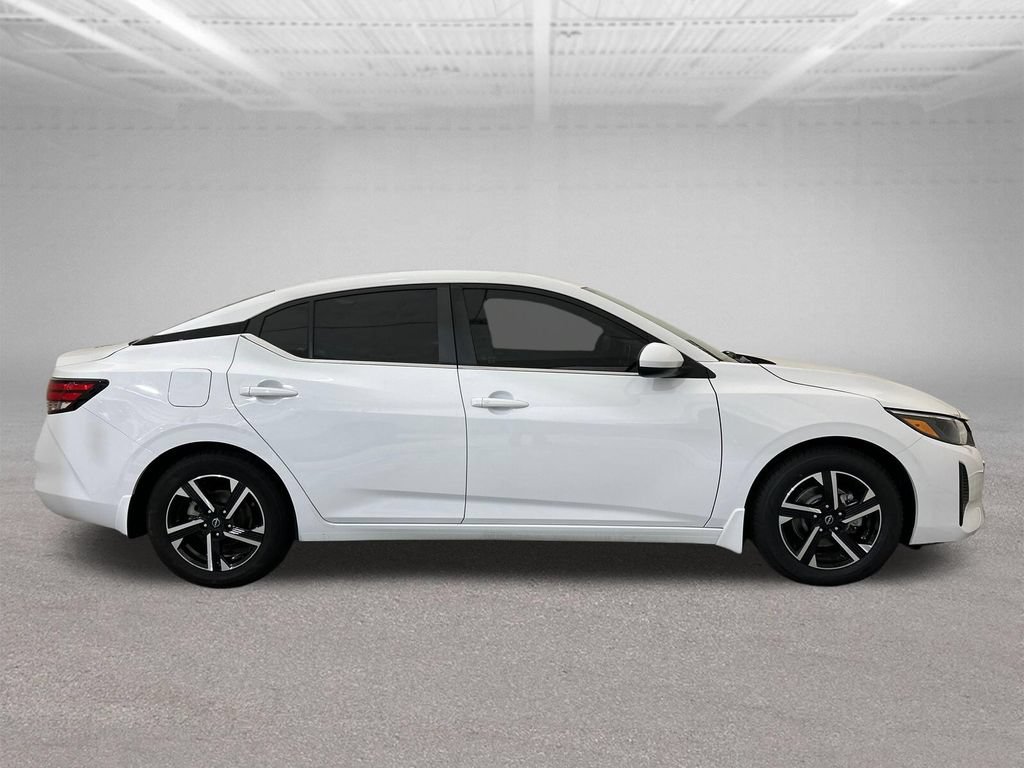 Used 2024 Nissan Sentra SV FWD image 7