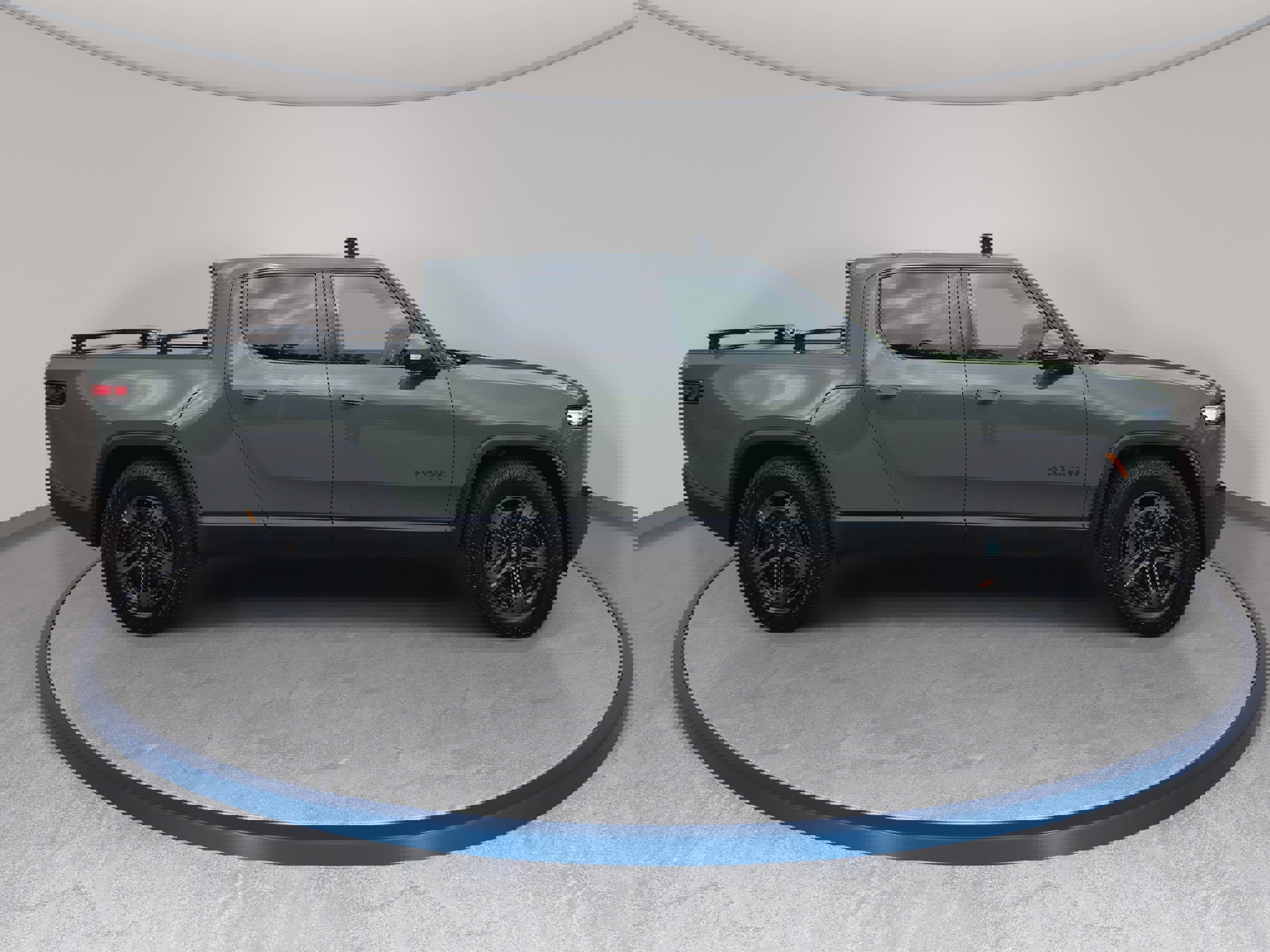 Used 2026 Rivian R1T Premium AWD/4WD image 4