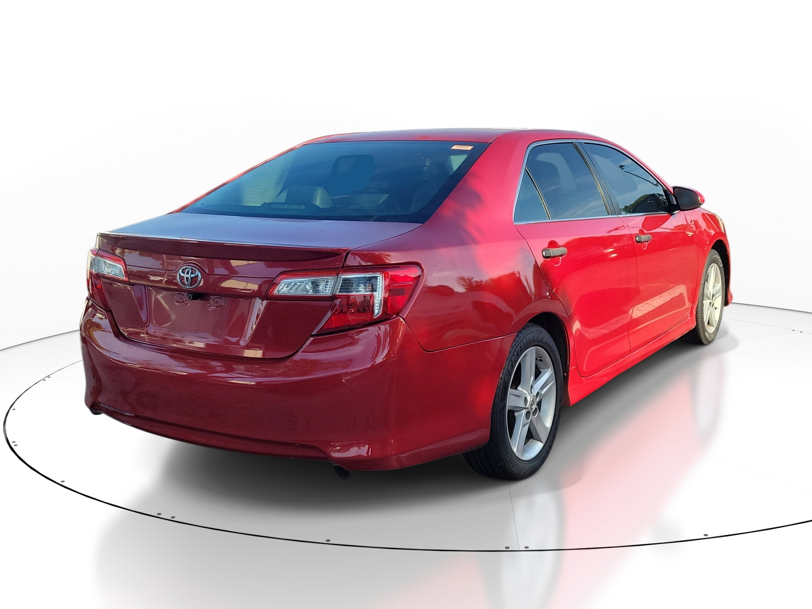 Used 2013 Toyota Camry SE image 6