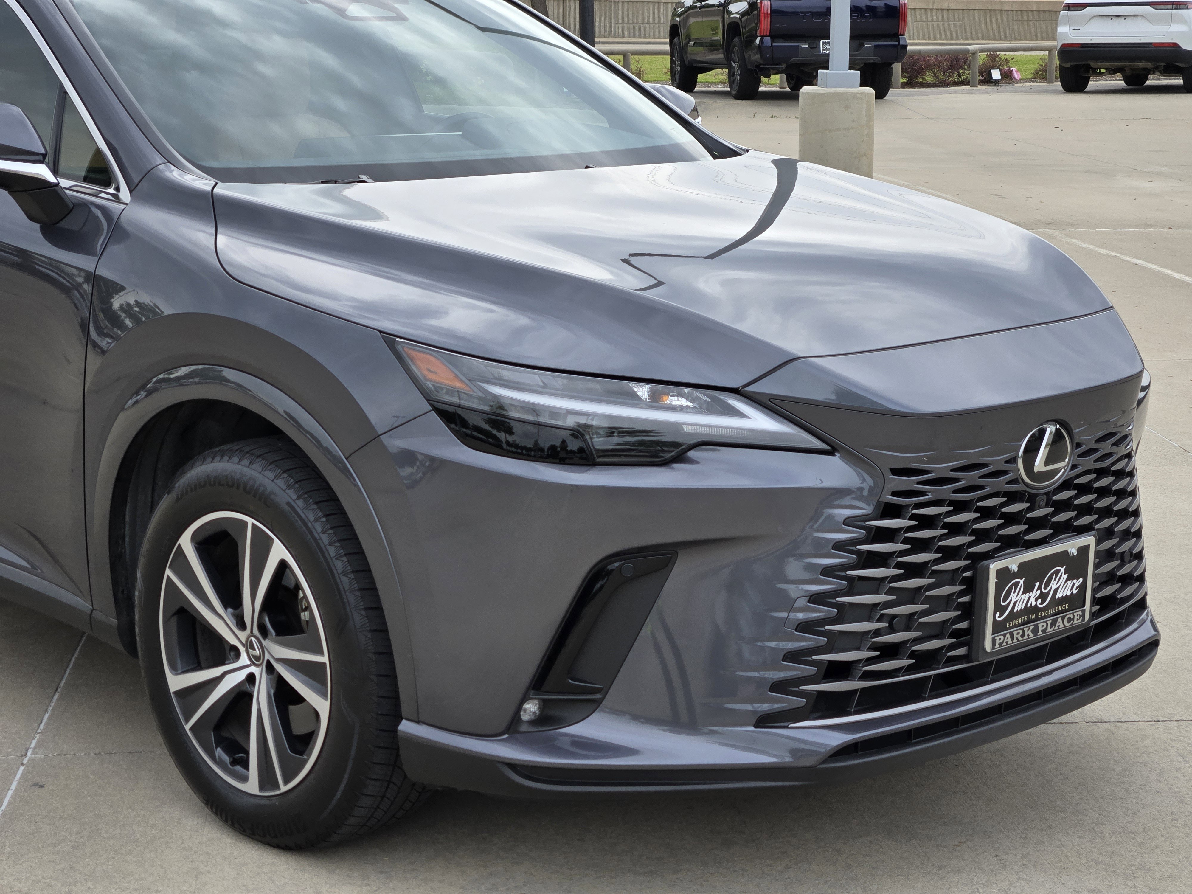 Certified 2025 Lexus RX 350 Premium w/ Accessory Package (Z1) FWD image 9