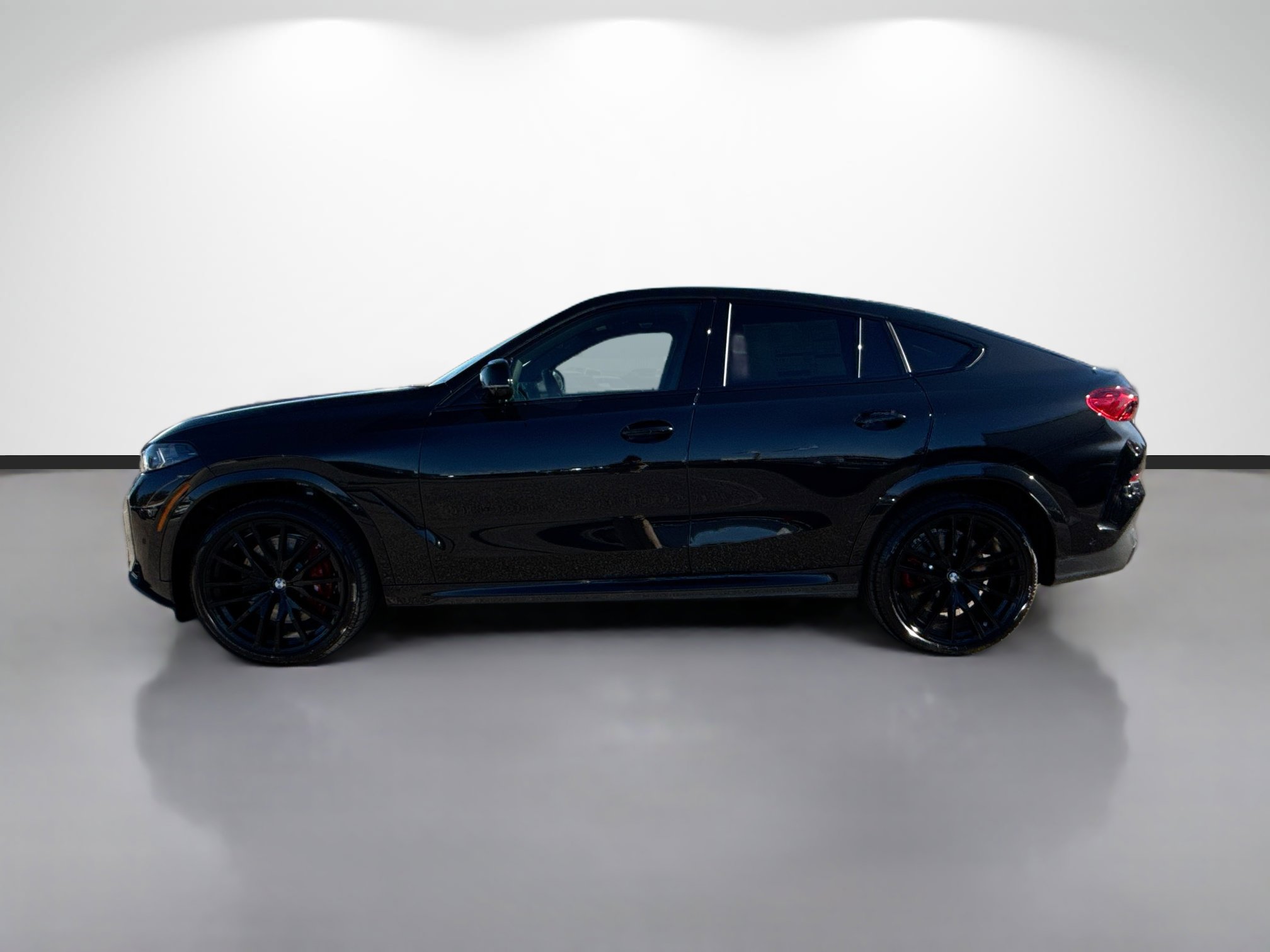 New 2026 BMW X6 M60i image 6