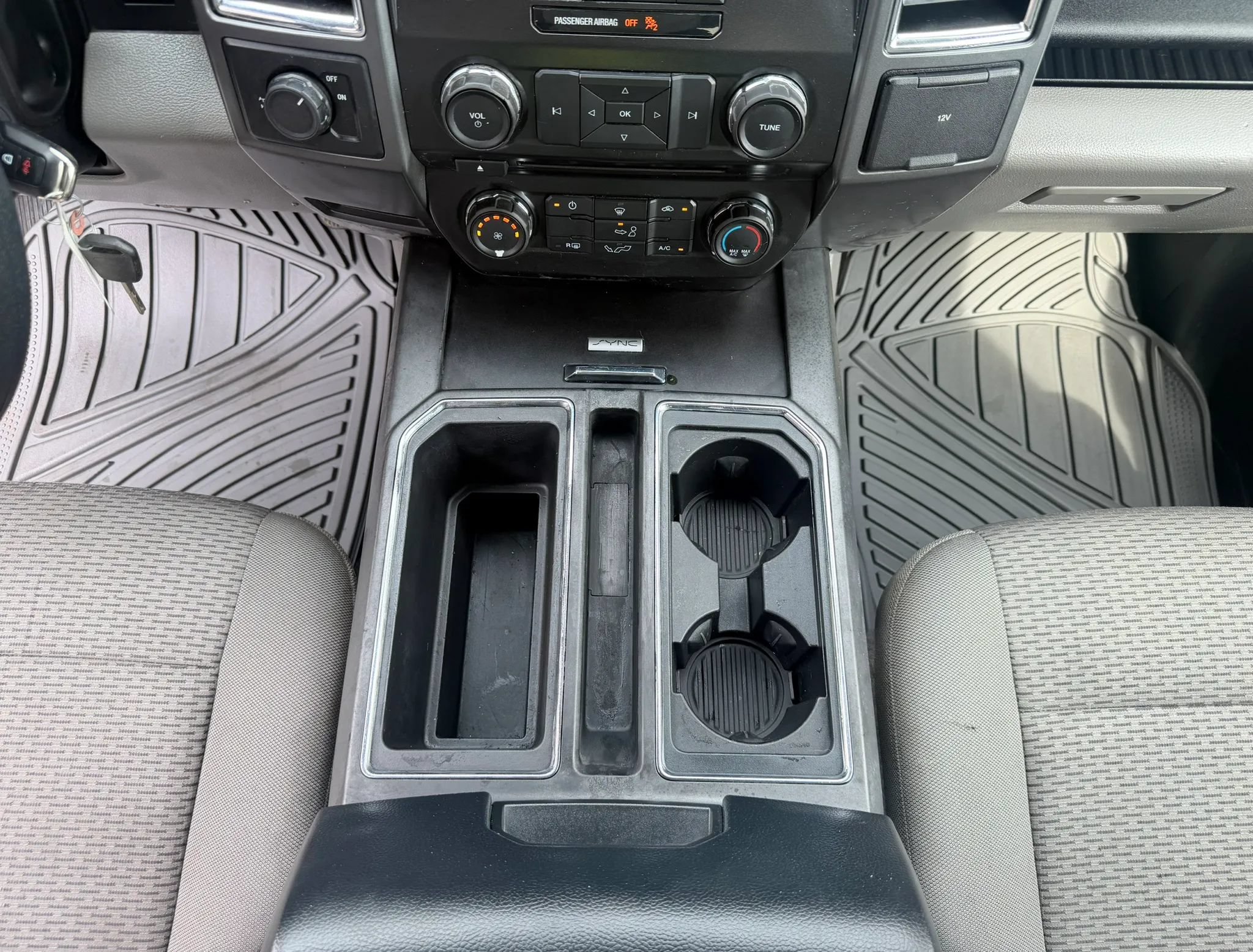 Used 2015 Ford F150 XLT w/ Equipment Group 301A Mid RWD image 15