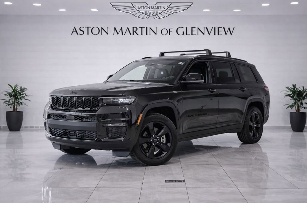 Used 2023 Jeep Grand Cherokee L Limited w/ Black Appearance Package image 1